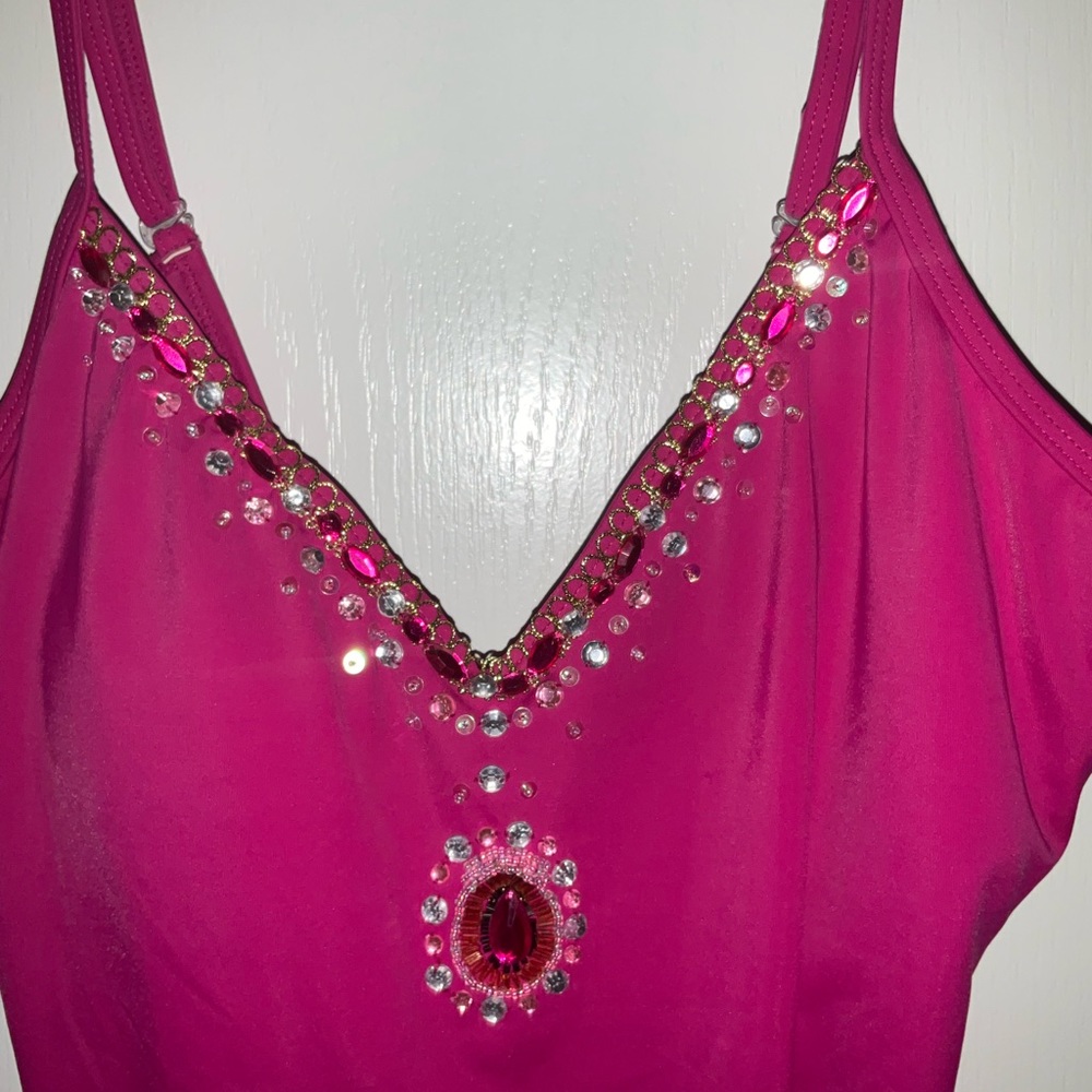 Swimsuit - Picture 2 of 5